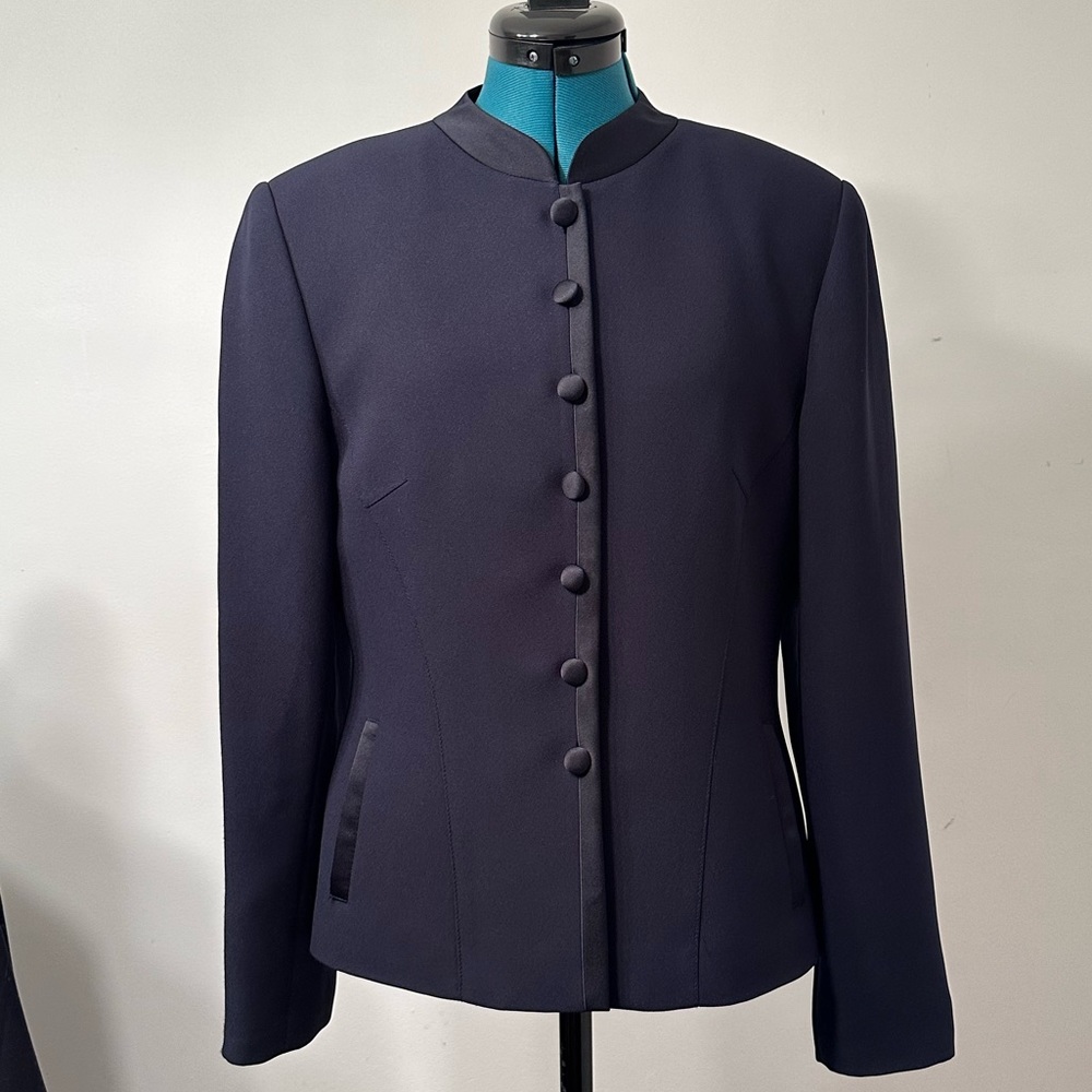 B Bennett Women’s Navy Blue Lined Pockets Blazer Jacket Size 8